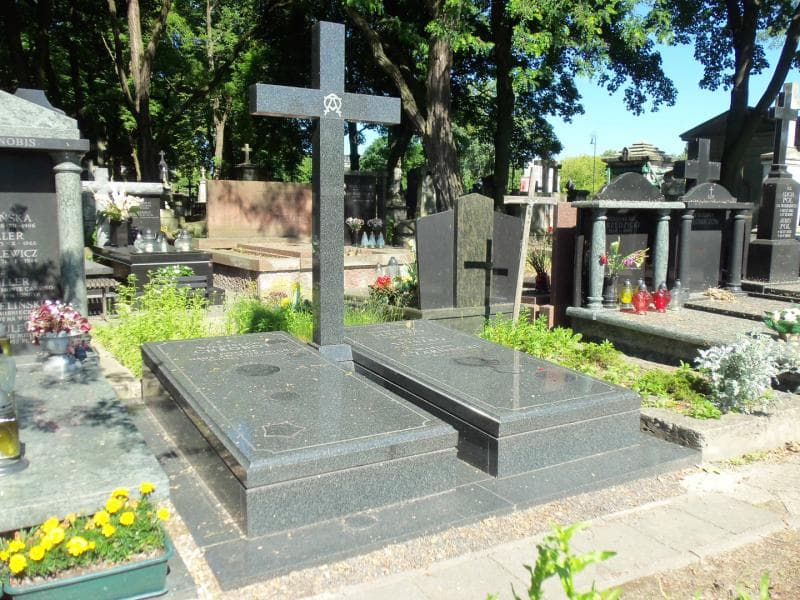 Zdjęcie grobu Stanisław Chrobot (2)