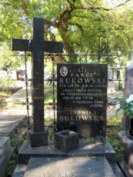 Zdjęcie grobu Paweł Bukowski (2)