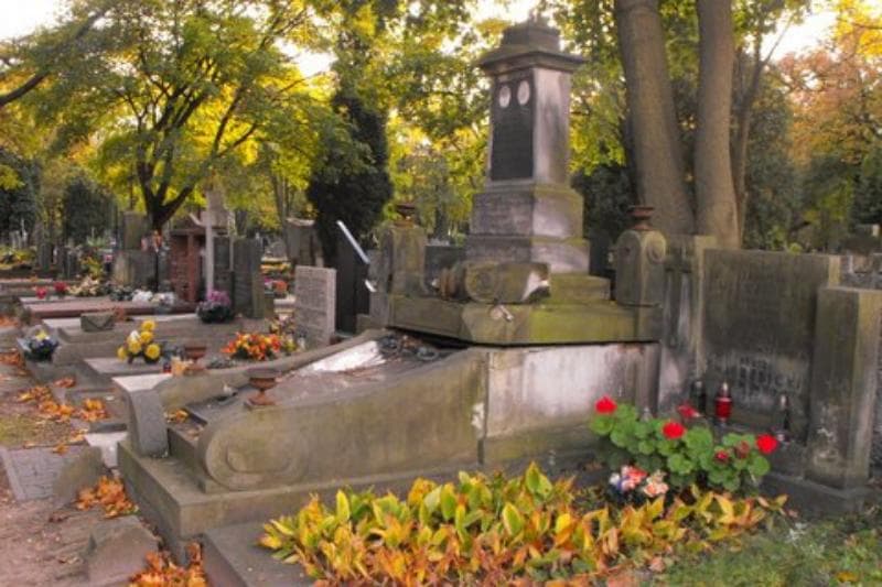 Zdjęcie grobu Emilja Wyszyńska (1)