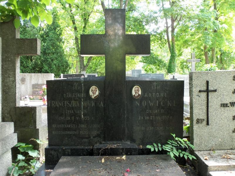 Zdjęcie grobu Antoni Nowicki (2)