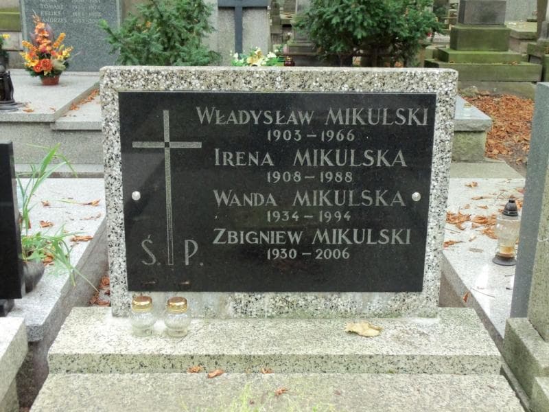 Zdjęcie grobu Irena Mikulska (2)