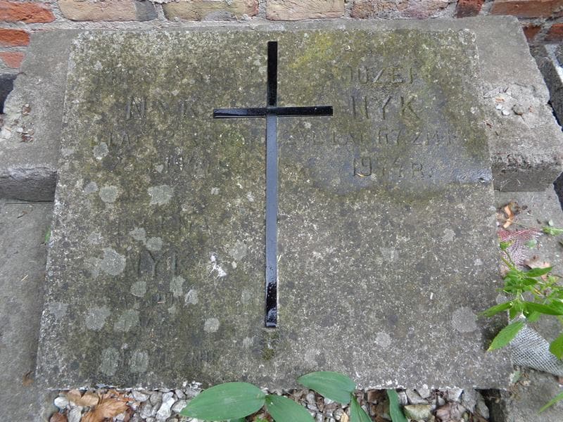 Zdjęcie grobu Mieczysław Nyk (2)