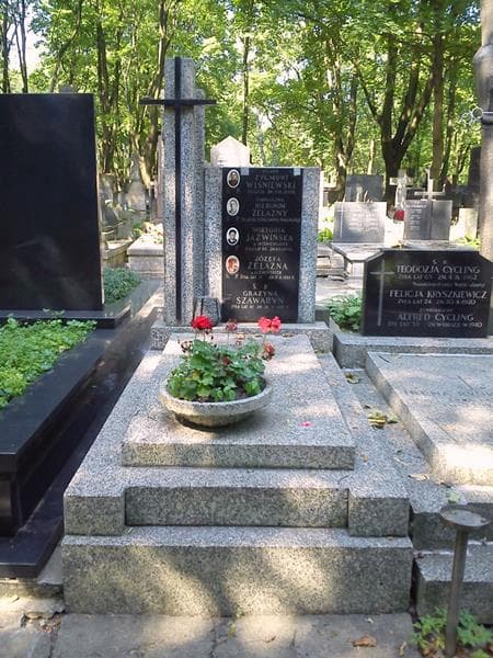 Zdjęcie grobu Wiktoria Jazwińska (1)