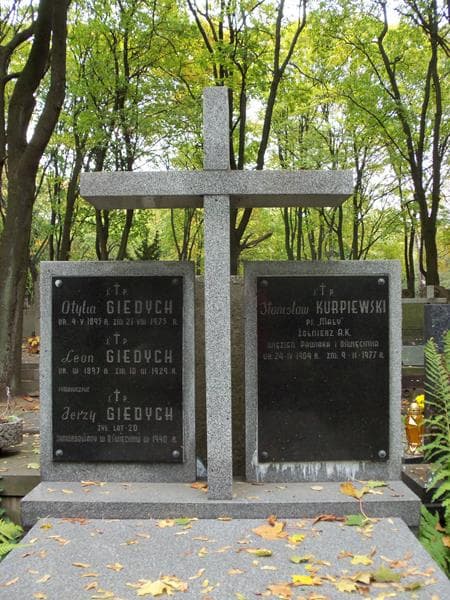 Zdjęcie grobu Stanisław Kurpiewski (2)