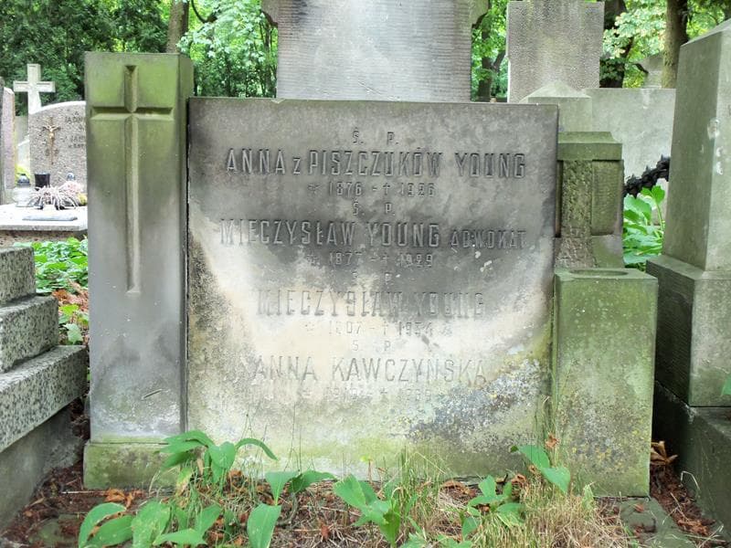 Zdjęcie grobu Anna Young (1)