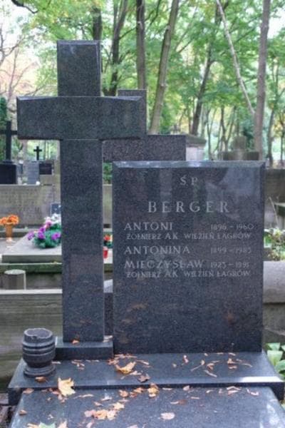 Zdjęcie grobu Antoni Berger (2)