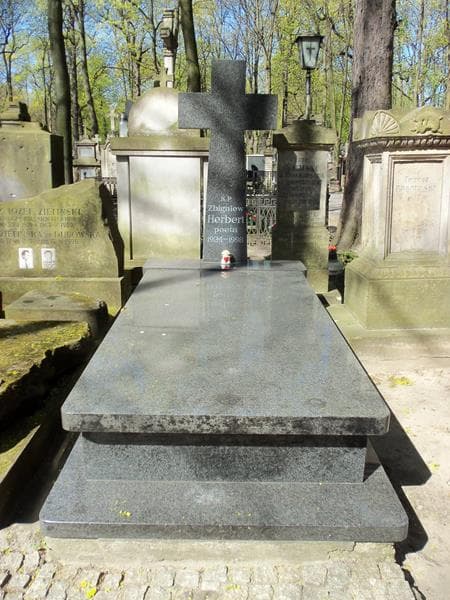 Zdjęcie grobu: Zbigniew Herbert