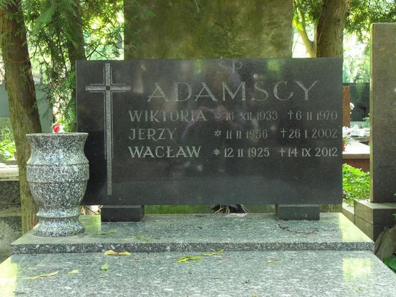 Zdjęcie grobu Wacław Adamski (2)