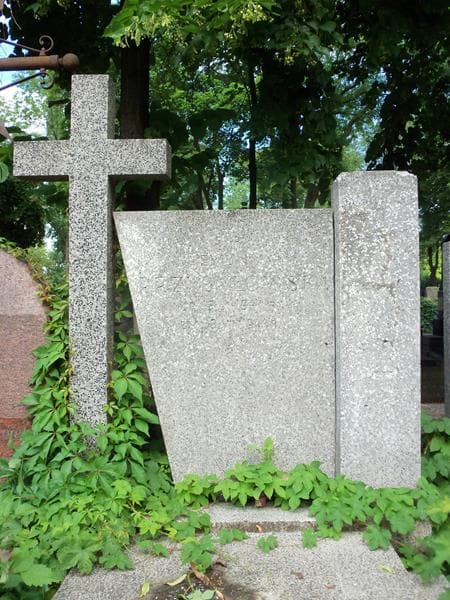 Zdjęcie grobu Ewunia Przybyłowska (2)