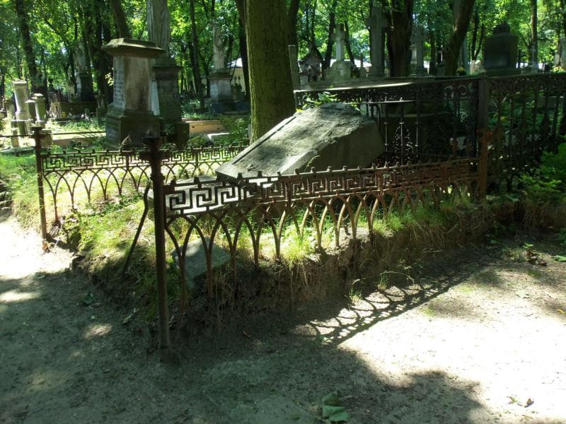 Zdjęcie grobu Łukasz Kucharski (1)