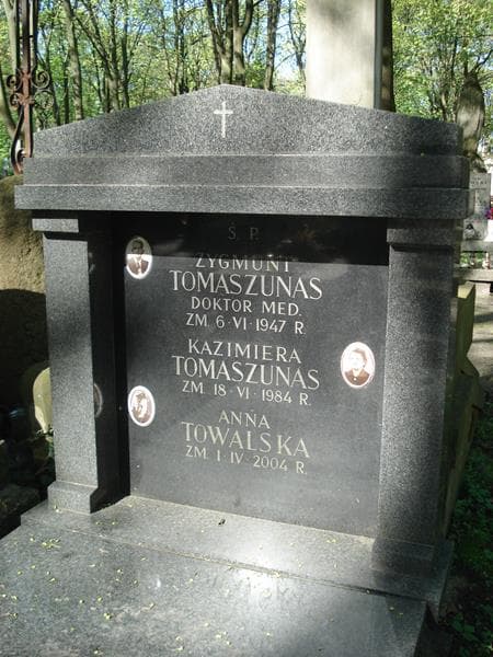 Zdjęcie grobu Zygmunt Tomaszunas (1)