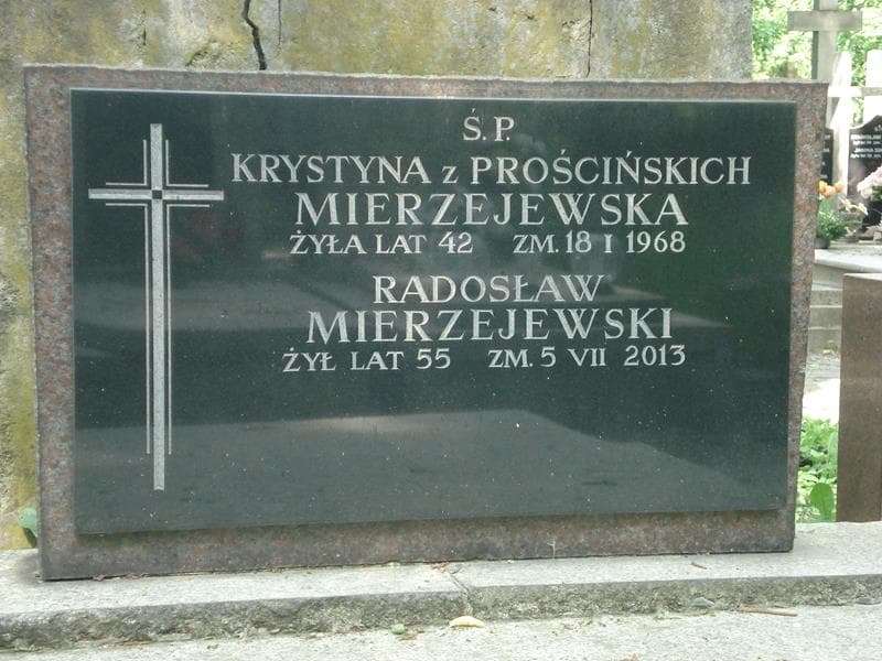 Zdjęcie grobu Radosław Mierzejewski (2)