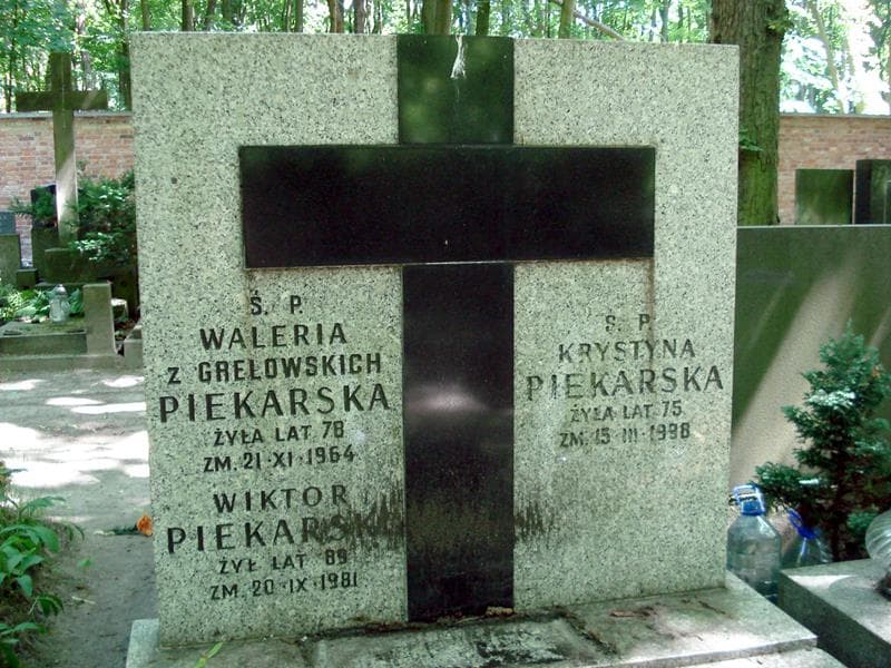 Zdjęcie grobu Wiktor Piekarski (1)