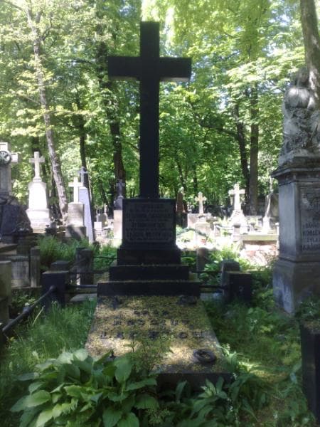 Zdjęcie grobu Augustyna Hee (1)