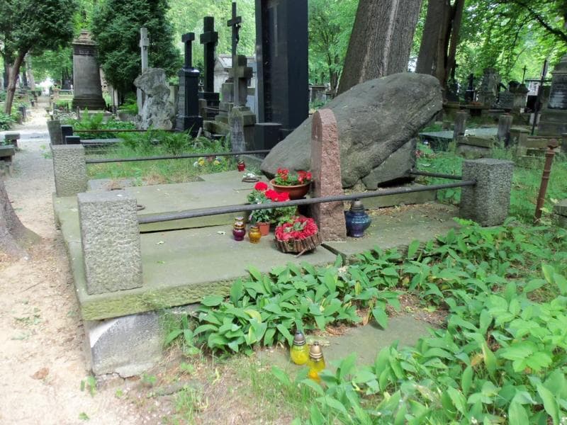 Zdjęcie grobu Ewa Harel (1)