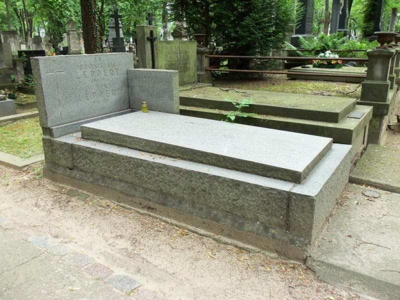 Zdjęcie grobu Bronisław Leppert (1)