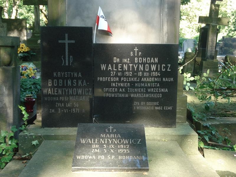 Zdjęcie grobu Maria Walentynowicz (2)