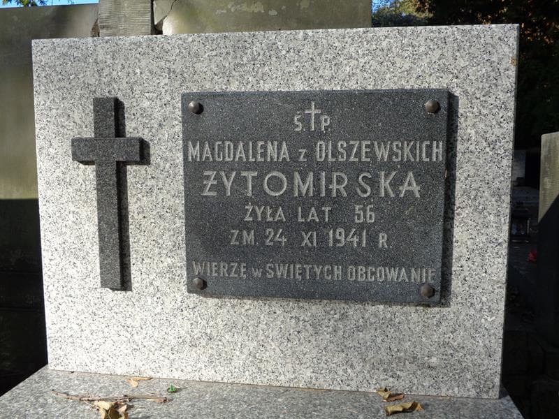 Zdjęcie grobu Magdalena Żytomirska (2)