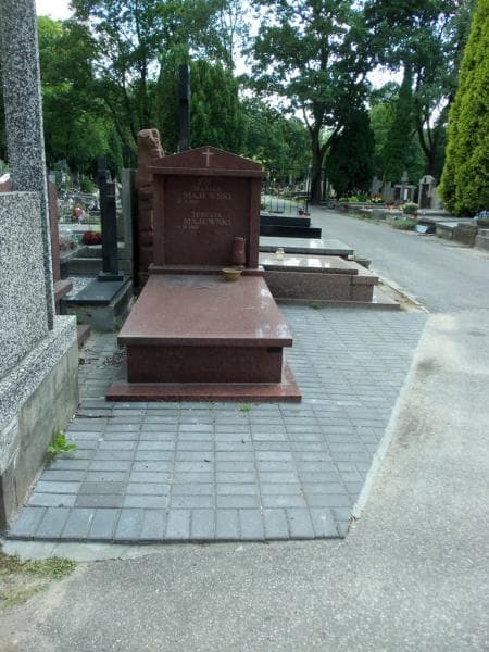 Zdjęcie grobu Majewscy (1)