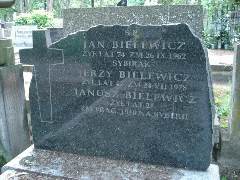 Zdjęcie grobu Janusz Bielewicz (1)