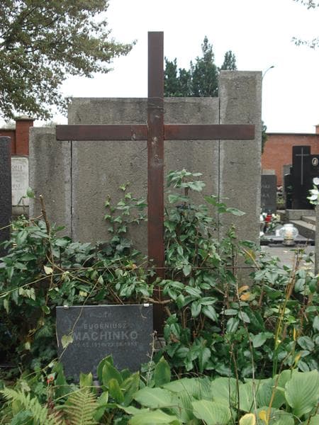 Zdjęcie grobu Maria Machinko (2)