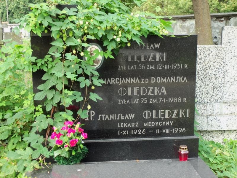 Zdjęcie grobu Marcjanna Olędzka (2)