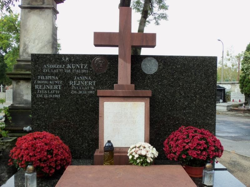 Zdjęcie grobu Teofil Tomasz Kuntz (2)