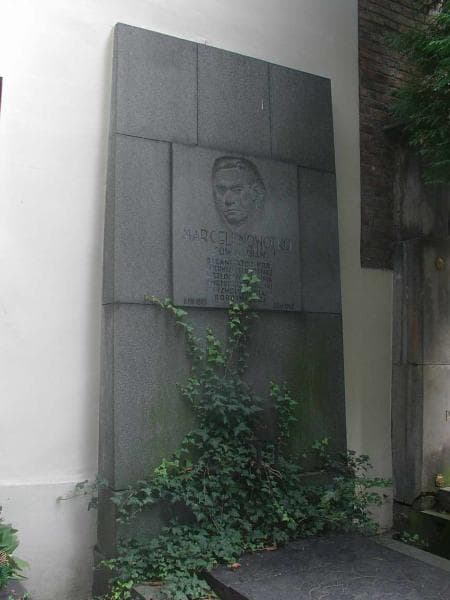 Zdjęcie grobu Marceli Nowotko (4)