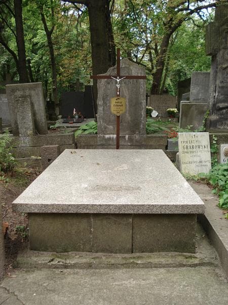 Zdjęcie grobu: Andrzej Urbanek