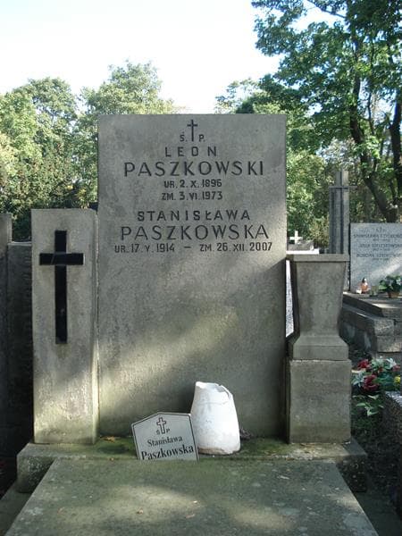 Zdjęcie grobu Leon Paszkowski (2)