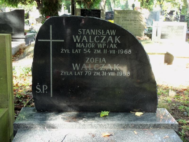 Zdjęcie grobu Stanisław Walczak (2)