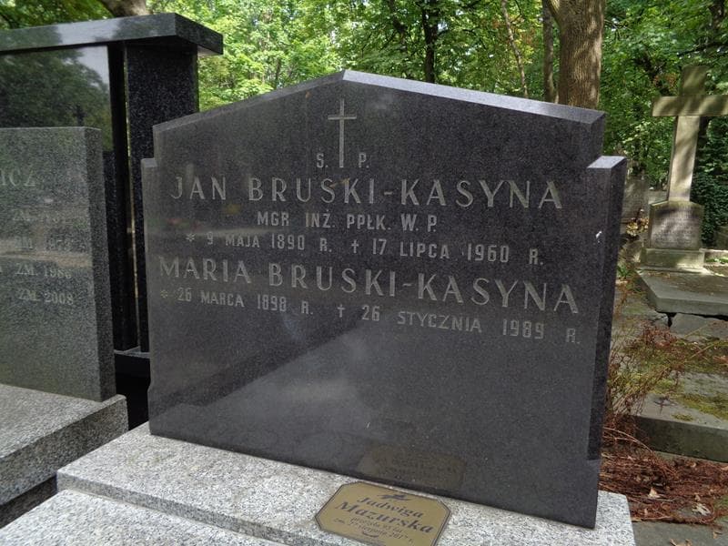 Zdjęcie grobu Maria Bruski-Kasyna (2)