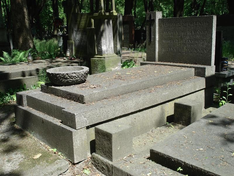 Zdjęcie grobu Mikołaj Ulanowski (1)