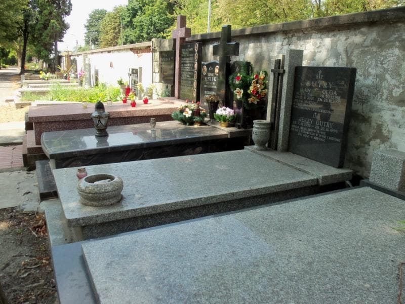 Zdjęcie grobu Olga Gutry (1)
