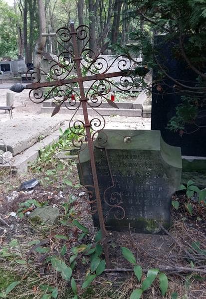 Zdjęcie grobu Wiktorja Jabłkowska (2)