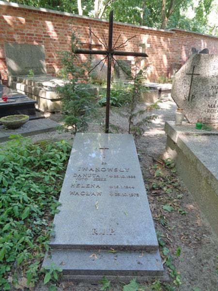 Zdjęcie grobu Danuta Iwanowska (1)