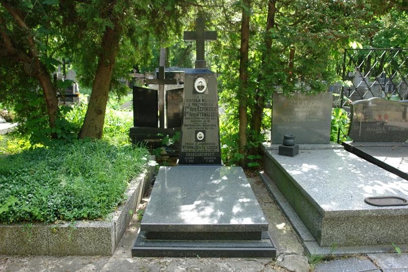 Zdjęcie grobu Aleksy Obarzanowski (1)