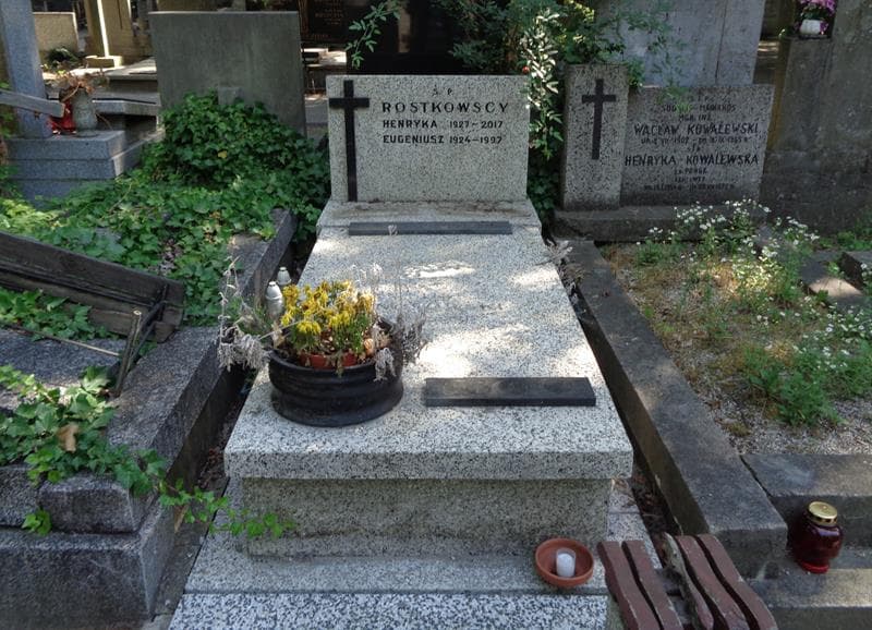 Zdjęcie grobu Henryka Rostkowska (1)