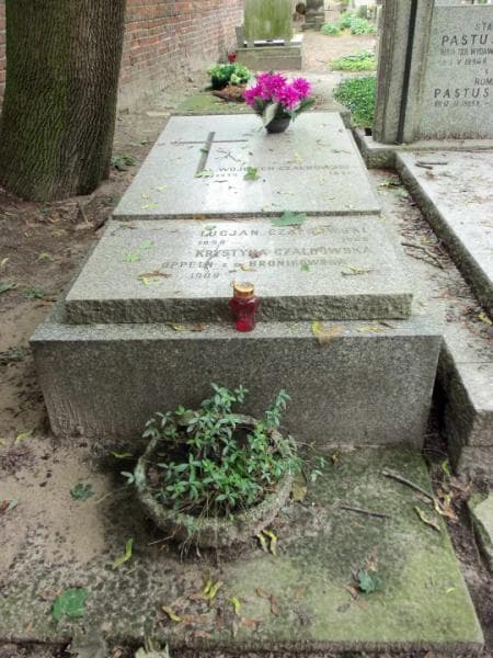 Zdjęcie grobu: Wojciech Czałbowski
