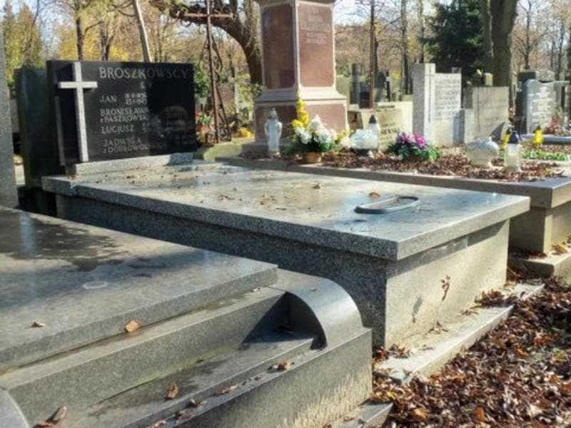 Zdjęcie grobu Bronisława Broszkowska (1)