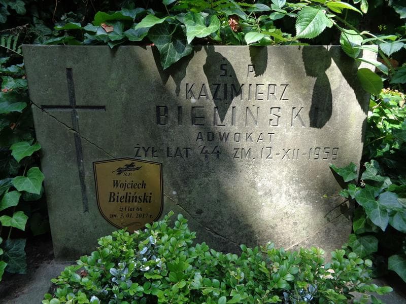 Zdjęcie grobu Kazimierz Bieliński (2)