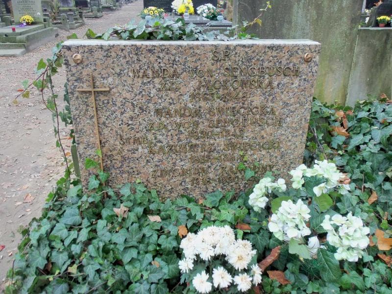 Zdjęcie grobu Wanda Von Sengbusch (2)