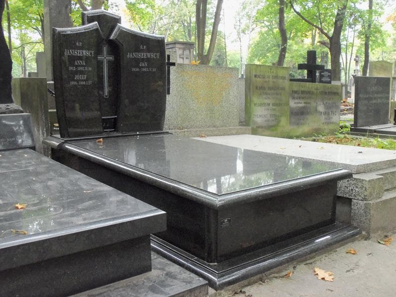 Zdjęcie grobu Jan Janiszewski (1)