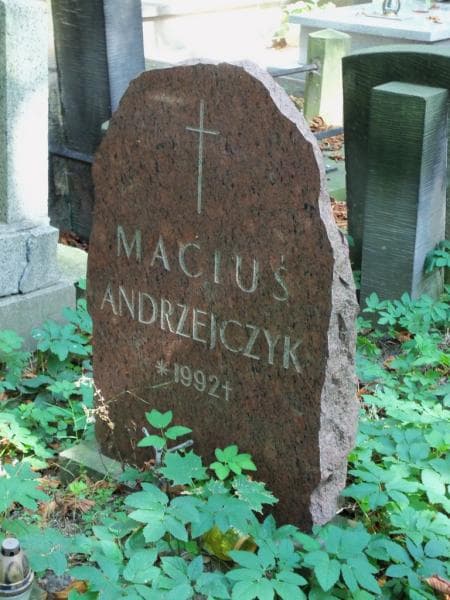 Zdjęcie grobu Maciuś Andrzejczyk (2)