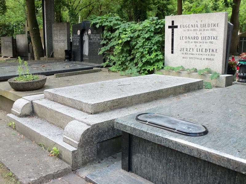 Zdjęcie grobu Jerzy Liedtke (1)