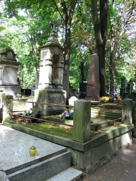 Zdjęcie grobu Piotr Nawarski (1)