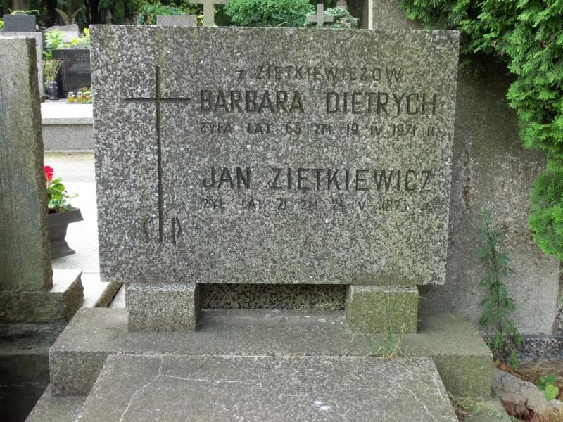 Zdjęcie grobu Barbara Dietrych (2)