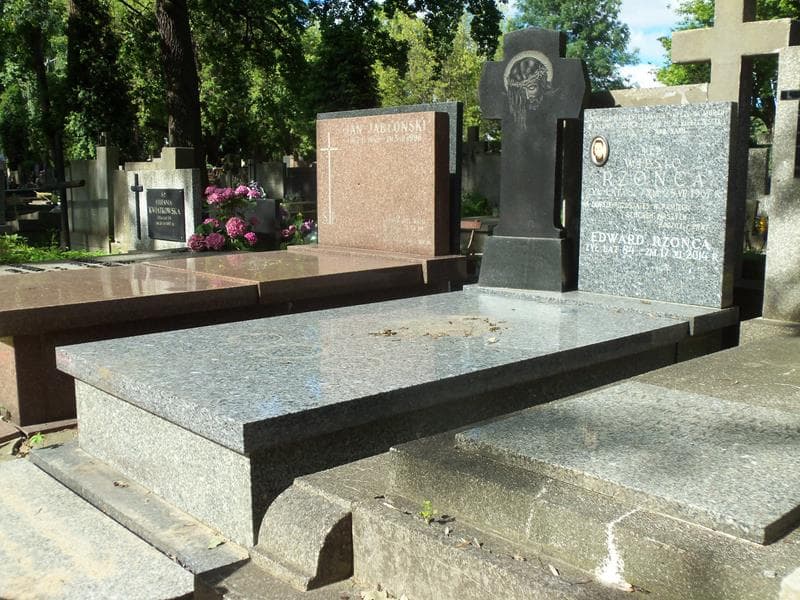 Zdjęcie grobu Edward Rzońca (1)