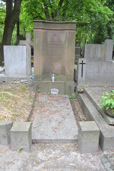 Zdjęcie grobu Dora Bukowska (1)