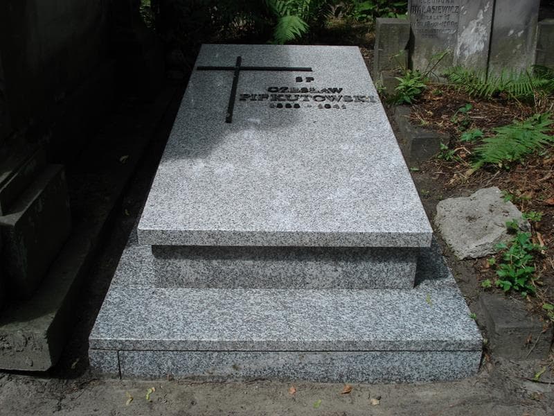 Zdjęcie grobu Czesław Piekutowski (1)